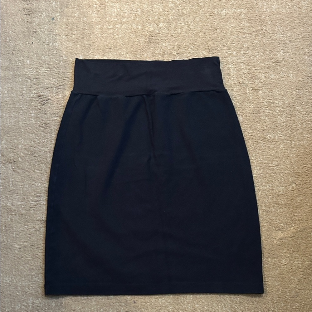 American Apparel Classic Black Pencil Skirt